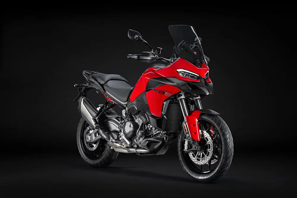 Kırmızı multistrada v2 2025 için