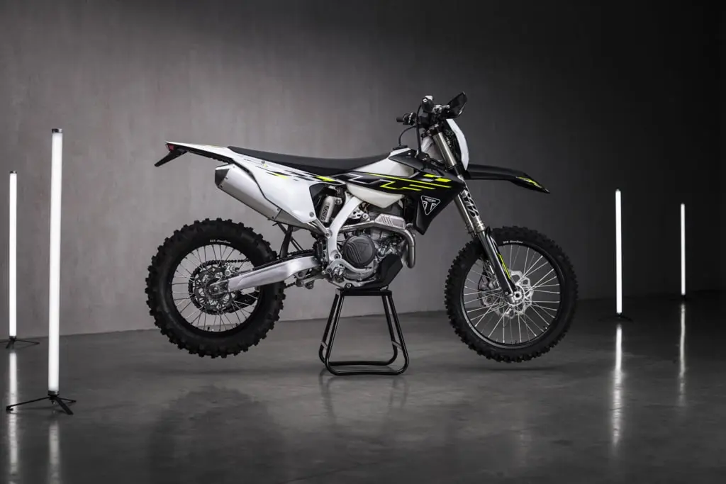 TF250E yan görünüm