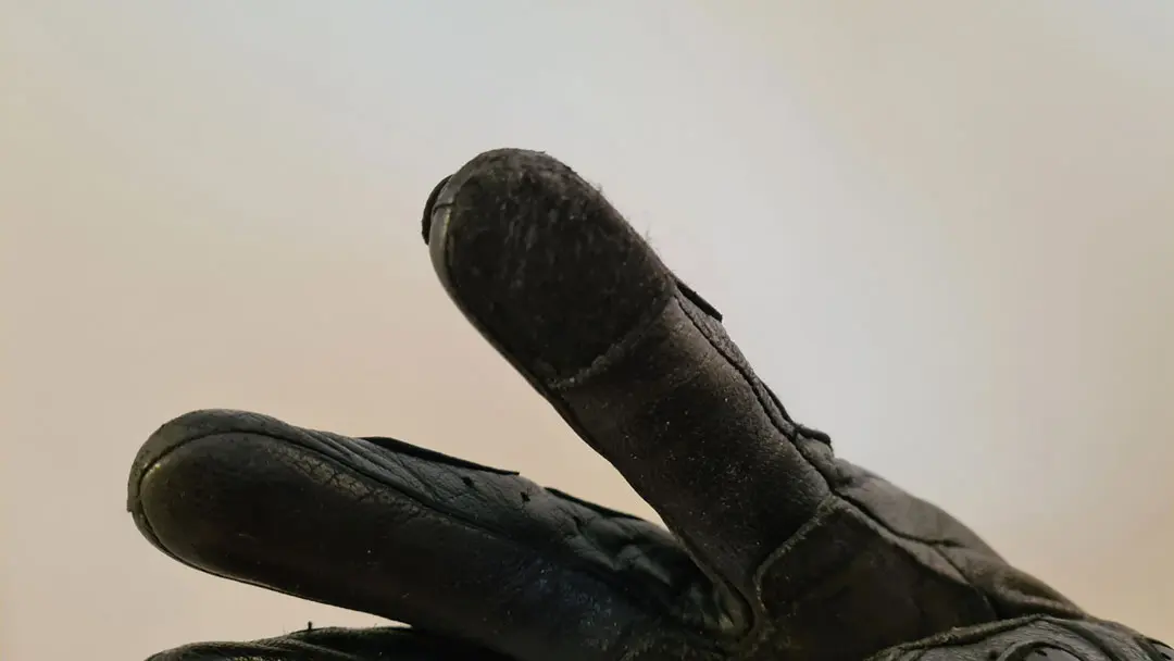 operating a smartphone with gloves